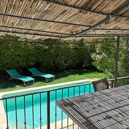 Les Jardins Du Castelas - Piscines, Jardins Et Spas Privatifs Uchaux Ngoại thất bức ảnh