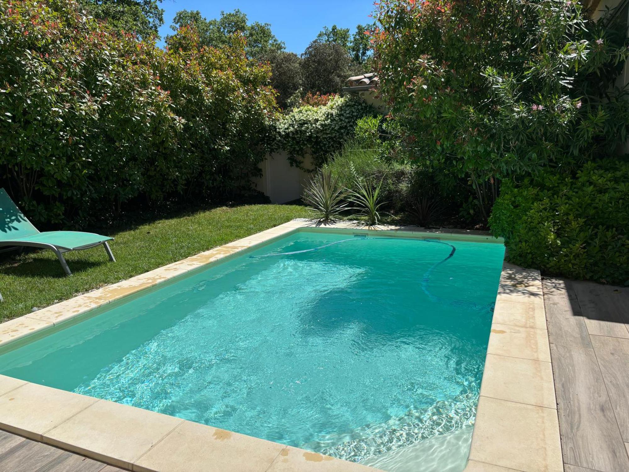 Les Jardins Du Castelas - Piscines, Jardins Et Spas Privatifs Uchaux Ngoại thất bức ảnh